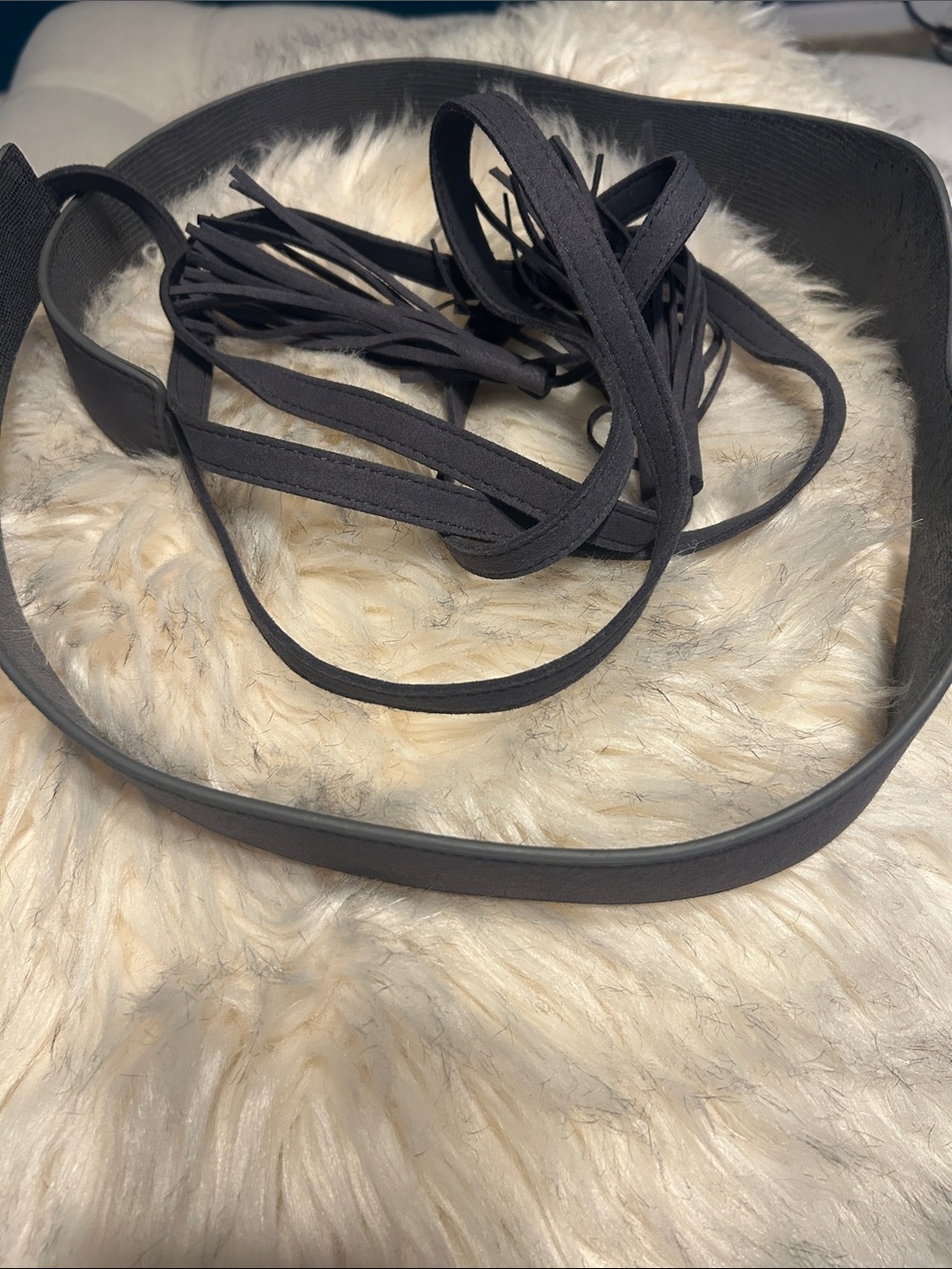 Women's Gray Suede Tassel Waist Belt - Picture 4 of 6